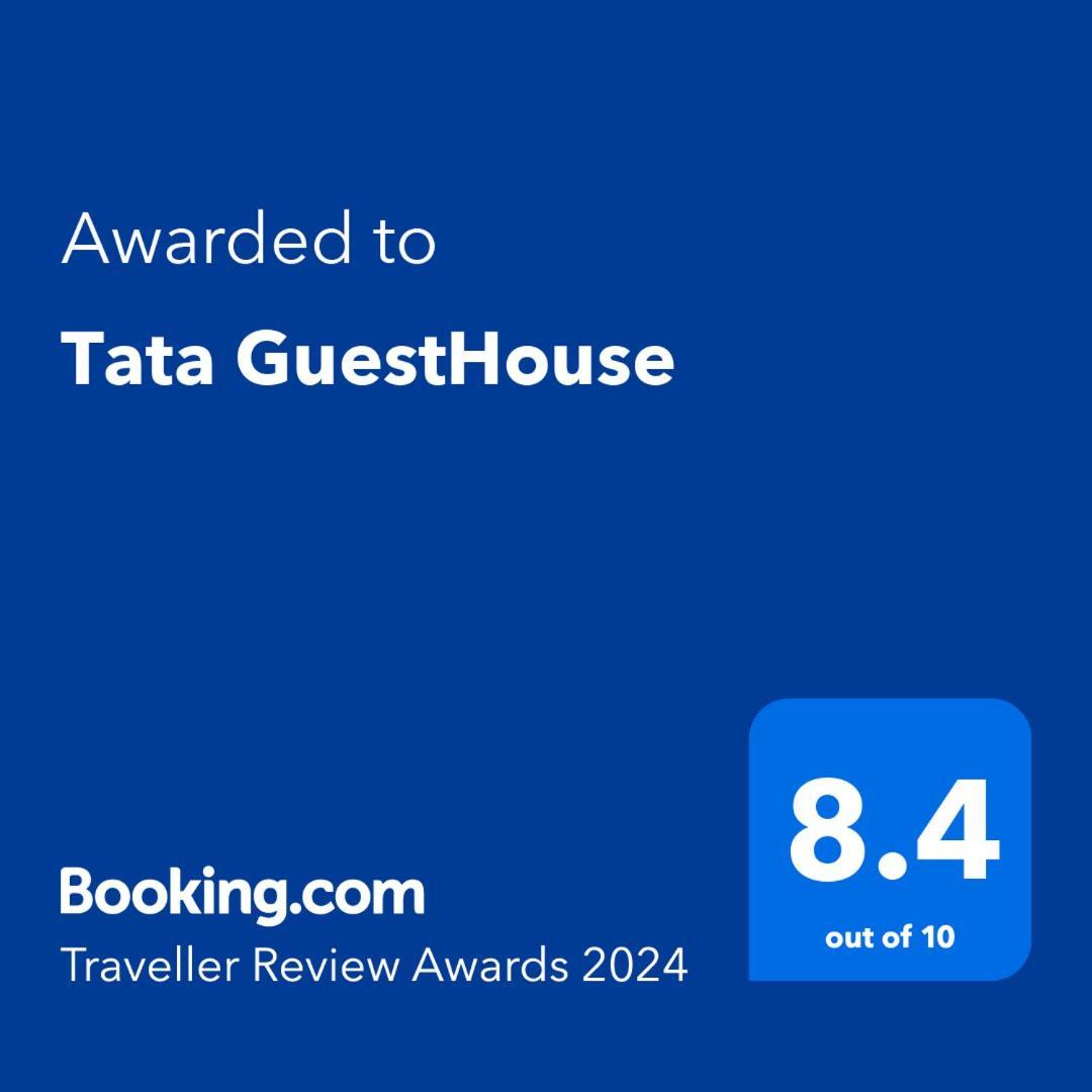 Tata Guesthouse 치앙마이 외부 사진